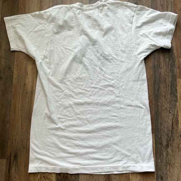 Vintage Girl Scout logo t-shirt - Picture 2 of 6